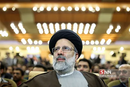 رئیسی: برای ایجاد تحول به همفکری همه نخبگان نیازمندیم / دستگاه قضایی هیچ خط قرمزی در برخورد با فساد ندارد / موضوع بورسیه&zwnj;ها را با جدیت پیگیری می&zwnj;کنیم