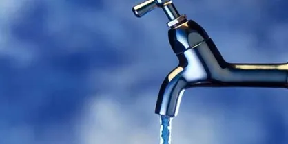 نصب مخازن آب شرب اضطراری در مرکز پایتخت آغاز شد