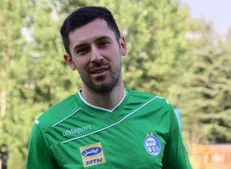 میلیچ تست کرونا می‌دهد
