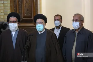 آیت الله سید ابراهیم رئیسی، در قالب سیزدهمین سفر استانی دولت سیزدهم صبح پنجشنبه ۹ دی ۱۴۰۰ وارد شهر مقدس قم شد. مراسم رسمی استقبال از آیت الله رئیسی در بدو ورود وی به شهر مقدس قم، با حضور آیت الله سید محمد سعیدی، استاندار قم و شماری دیگر از مسئولان ارشد استان در حرم بانوی کرامت برگزار شد.