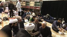 وزیر علوم در مراسم اعتکاف مسجد دانشگاه تهران شرکت کرد