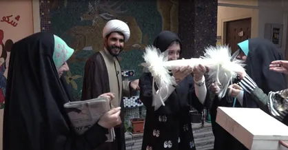 معلم پرورشی اخراجی که اولین گروه جهادی دخترانه را راه انداخت