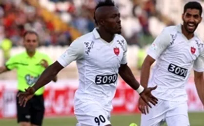 واکنش باشگاه پرسپولیس به خبر جدایی گادوین منشا و کم شدن آمار تماشاگران