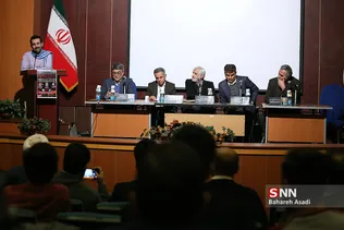 میزگرد سیاسی اجتماعی 