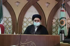 روحانیان مستقر در کلانتری‌ها، نیروی انتظامی را در تحقق تربیت پلیس تراز انقلاب اسلامی، یاری نمایند