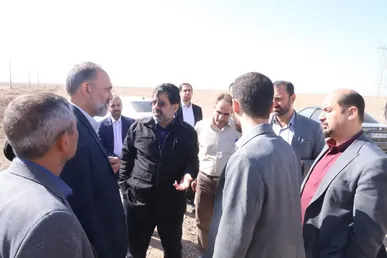 دو نیروگاه خورشیدی ۶۰ مگاواتی قم تا پایان سال تکمیل می‌شوند