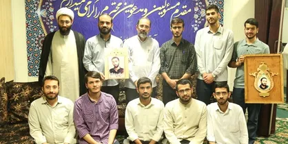 دانشجویان بسیجی دانشگاه امام صادق(ع) با پدر شهیدمحمدحسین حدادیان دیدار کردند