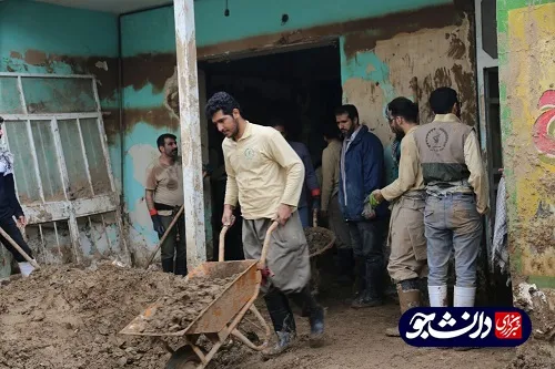 فعالیت جهادگران بسیج دانشجویی کردستان در مناطق سیل زده پلدختر و کوهدشت
