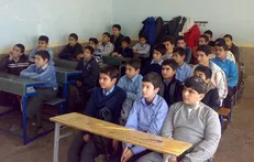 ثبت نام با طعم اجبار مالی؛ برخی مدارس چهارمحال و بختیاری قانون را دور زدند