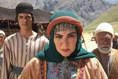 تست کرونای عوامل «جشن سربرون» در پی مبتلا شدن لاله اسکندری