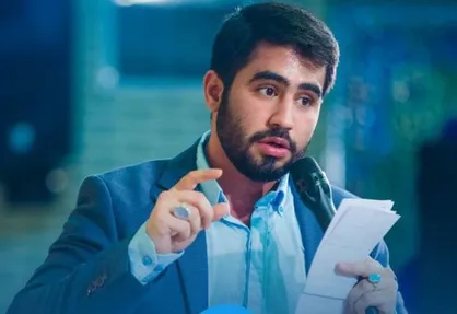 فیلم/ رجز خوانی زیبای حسین طاهری