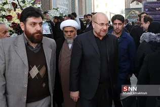 مراسم یادبود جانباختگان حادثه اتوبوس دانشگاه آزاد 
