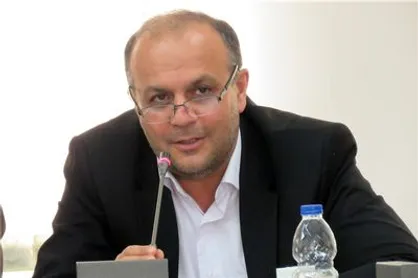 سه شنبه جلسه کمیسیون صنایع با شریعتمداری/ التهابات بازار خودرو موضوع نشست