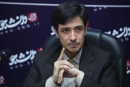 موحدی: خصوصی&zwnj;سازی در عرصه آموزش و بهداشت و بانک&zwnj;ها باید متوقف و حرکت معکوس شروع شود