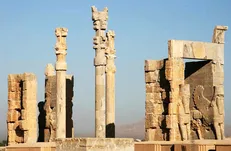 همکاری ایران و ایتالیا برای حفاظت تخت جمشید