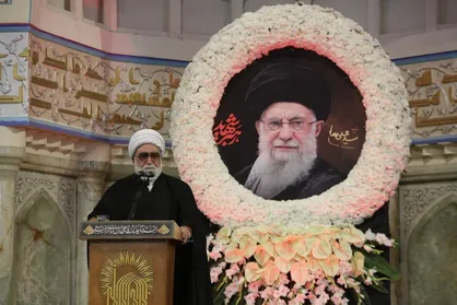 تولیت آستان قدس رضوی: مذاکرات بخشی از رویارویی فراگیر با آمریکاست / جنگ رمضان بزرگترین پیروزی ایران در دو قرن اخیر