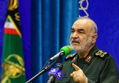 سرلشکر سلامی: هیچ بیگانه&zwnj;ای اذن حضور و حاکمیت بر سرنوشت مسلمانان را ندارد