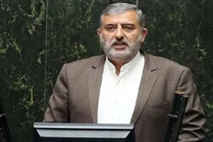 حل فوری مشکل کارگران در برابر فشارهای اقتصادی با پیگیری چند راهکار اساسی / از تزریق نقدینگی به واحدهای تولیدی&zwnj; تا توزیع کالاهای اساسی