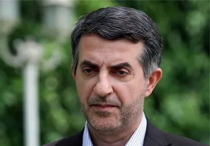 مشایی به دادگاه رفت +عکس