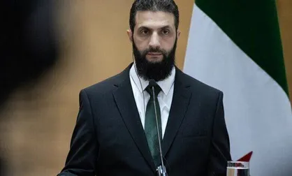 &laquo;جولانی&raquo; پیش&zwnj;نویس بیانیه قانون اساسی سوریه را امضا کرد