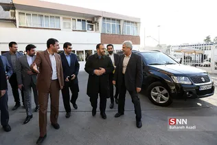 بازدید معاون پارلمانی رئیس جمهور از کارخانه نوآوری آزادی