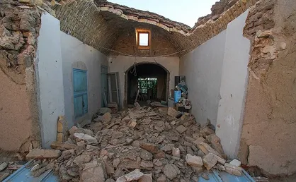 مردم کوهبنان به جای خانه تکانی مشغول آوار برداری هستند!/ کوهبنانی&zwnj;ها عید ندارند