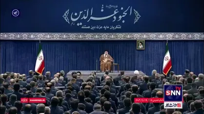 رهبر انقلاب: انقلاب به ارتش هویت داد، امروز هزاران ستاره درخشان از قبیل صیاد و بابایی و ستاری در عرصه تاریخ کشور ما می&zwnj;درخشند
