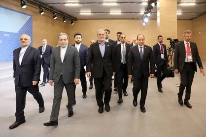 عراقچی: خورشید در حال طلوع از شرق است؛ رایزنی&zwnj;های ثمربخشی با رهبران بریکس داشتیم