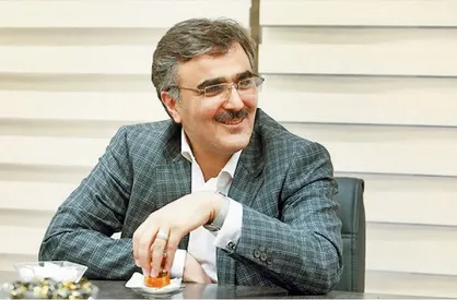فرزین: ایران و عمان در حال بررسی امکان ایجاد بانک مشترک و توسعه فعالیت&zwnj;های مالی مشترک هستند + فیلم