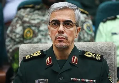 نامه&zwnj; بسیج دانشجویی دانشکده&zwnj;های فنی دانشگاه تهران به رئیس ستاد کل نیرو&zwnj;های مسلح / با حضور در دانشگاه به سؤالات پیرامون سربازی پاسخ دهید