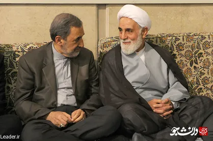 ناطق نوری از هیئت موسس دانشگاه آزاد استعفا داده، اما از ایشان می&zwnj;خواهیم که استعفایش را پس بگیرد