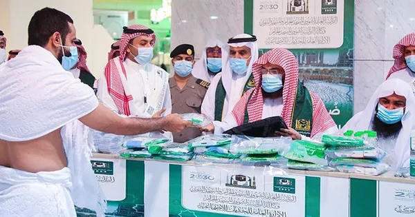 مسجدالحرام با ۴۰۰ نیرو در ۱۵ دقیقه نظافت شد 