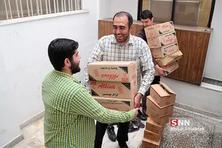 بسته بندی ارزاق برای مستمندان به مناسبت عید غدیر خم