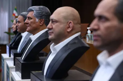 از سردیس ۵ قهرمان افتخارآفرین کشور رونمایی شد