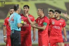 به رغم اعتراض پرسپولیس؛ غیبت سیدجلال حسینی مقابل ذوب آهن قطعی است