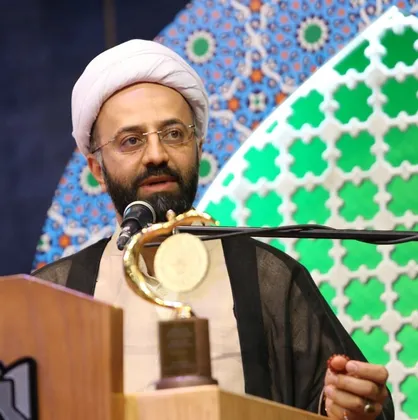 حضور دانشجویان غیرایرانی در بیست و هشتمین جشنواره قرآن و عترت وزارت بهداشت