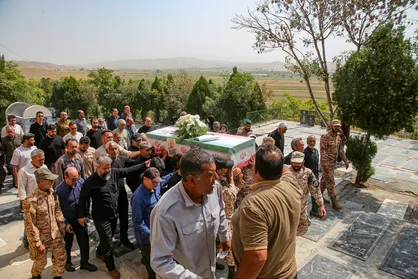 تشییع بسیجی شهید علی&zwnj;اصغر نورانی در آشخانه