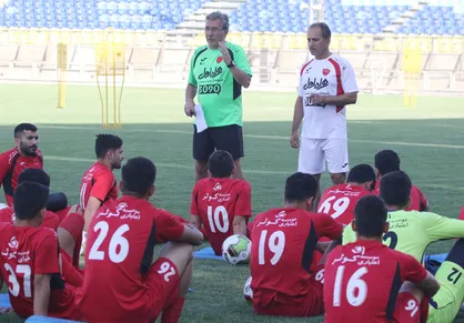 19 بازیکن پرسپولیس برای دیدار با فولاد خوزستان مشخص شد