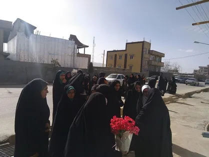 دانشجویان خواهر دانشگاه&zwnj;های استان کهگیلویه و بویراحمد با مادران شهدا دیدار کردند