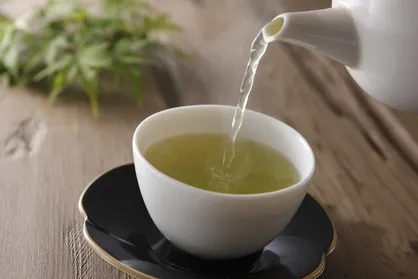 چای سبز به درمان کرونا کمک می&zwnj;کند؟