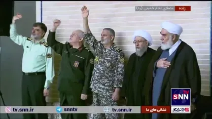 الله اکبر خامنه&zwnj;ای رهبر؛ تجدید بیعت فرمانده ارتش با فرمانده کل قوا