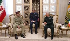دیدار فرمانده ارتش پاکستان با سرلشکر باقری