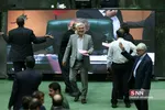حضور سرلشگر باقری در صحن علنی مجلس شورای اسلامی