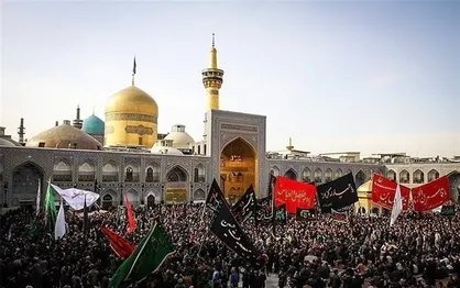 میزبانی دانشجویان مشهدی از زائران رضوی / موکب&zwnj;های دانشجویی برای خدمت رسانی به عزاداران برپا شده