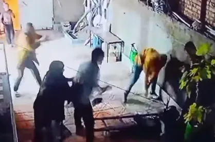 تشکیل پرونده برای حمله گروهی به زوج سالخورده در اهر؛ پیرمرد جان باخت+فیلم