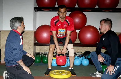 بازیکن پرسپولیس ۲ ماه خانه&zwnj;نشین شد؟