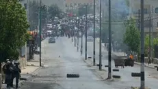 درگیری شدید در کرانه باختری میان فلسطینیان با نظامیان صهیونیست +فیلم