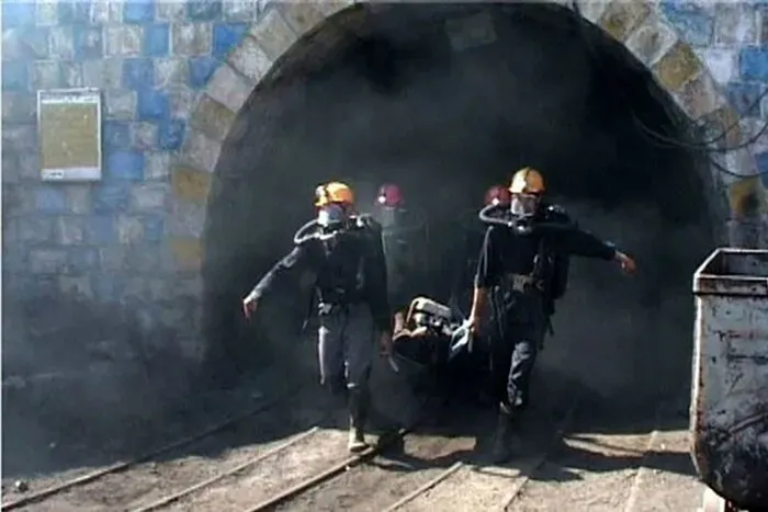 معدن طزره کارگرکُش و نامی که همیشه بر تارک معادن سمنان و ایران می ماند+ عکس نوشت
