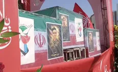 وداع مردم رفسنجان با پیکر‌های مطهر ٣ سرباز شهید پادگان بمپور+فیلم