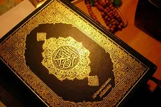 اُنس با قرآن کریم در ماه مبارک رمضان در جامعه اسلامی/ معرفت قرآنی زمینه‌ساز بصیرت افزایی
